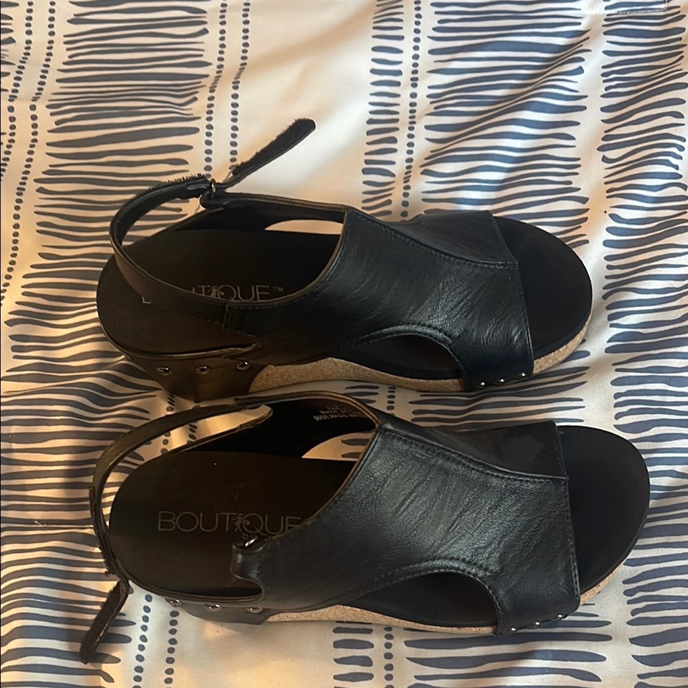 Boutique by Corkey’s size 7 Black Sandals